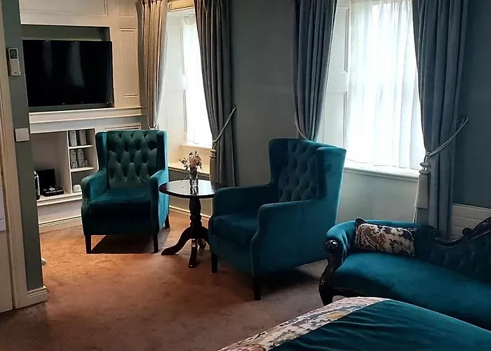 Headfort Arms Hotel